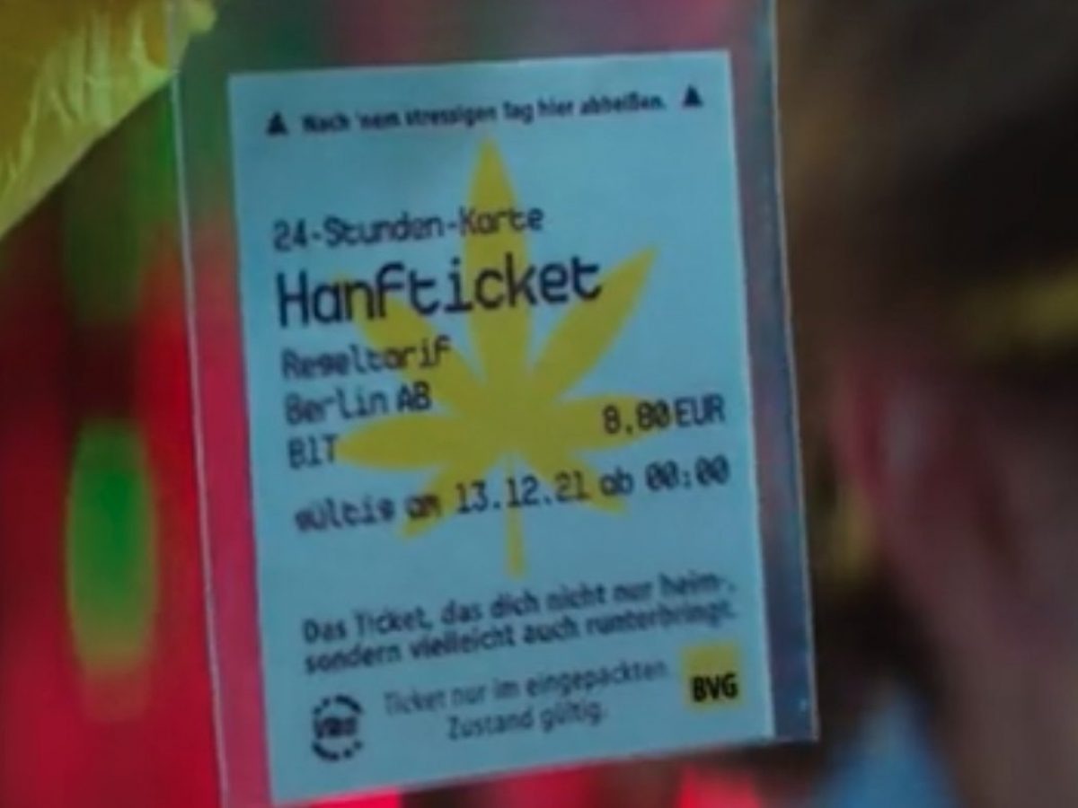 Biglietto alla Cannabis: a Berlino sul cannaBus viaggi più rilassato